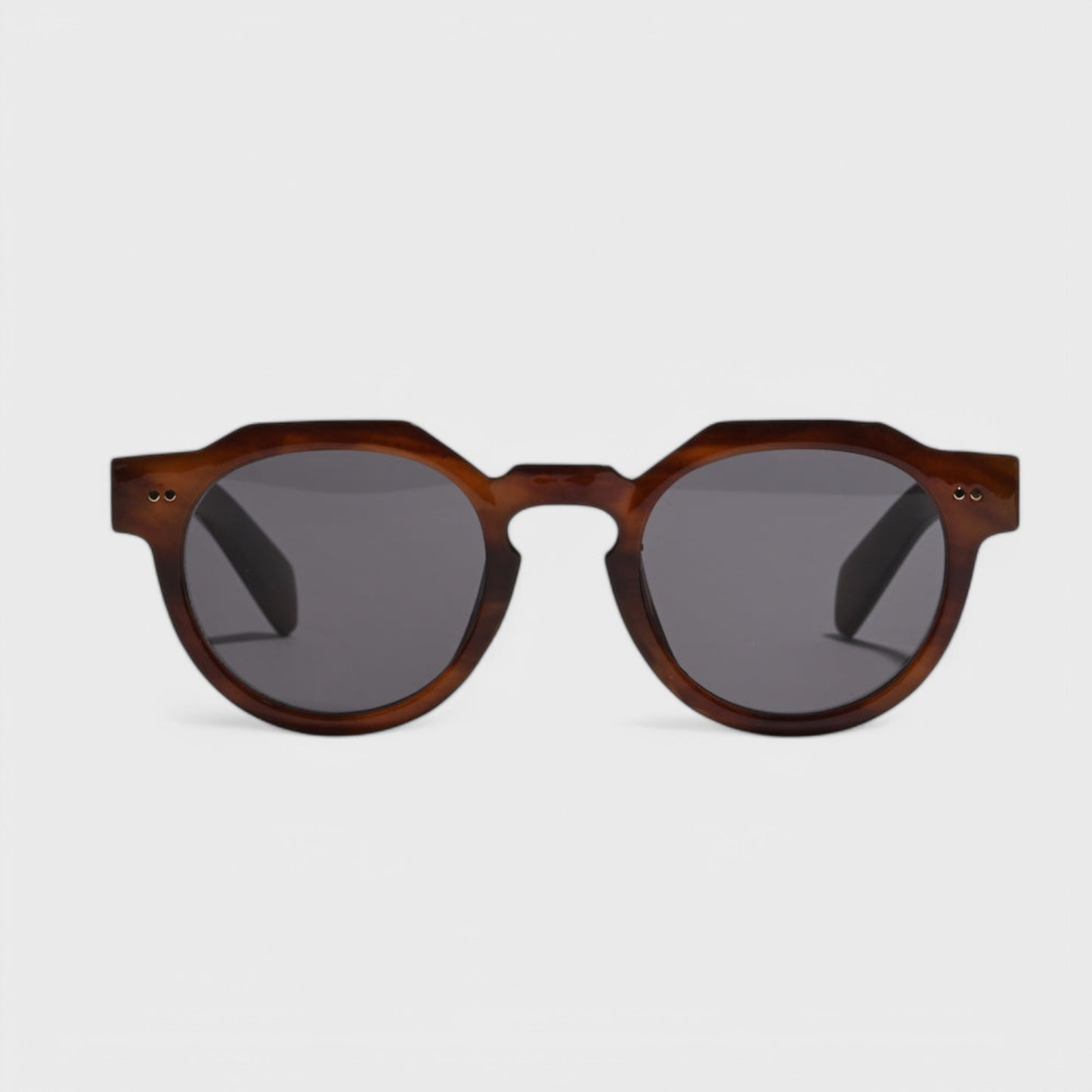 Kyro — Brown